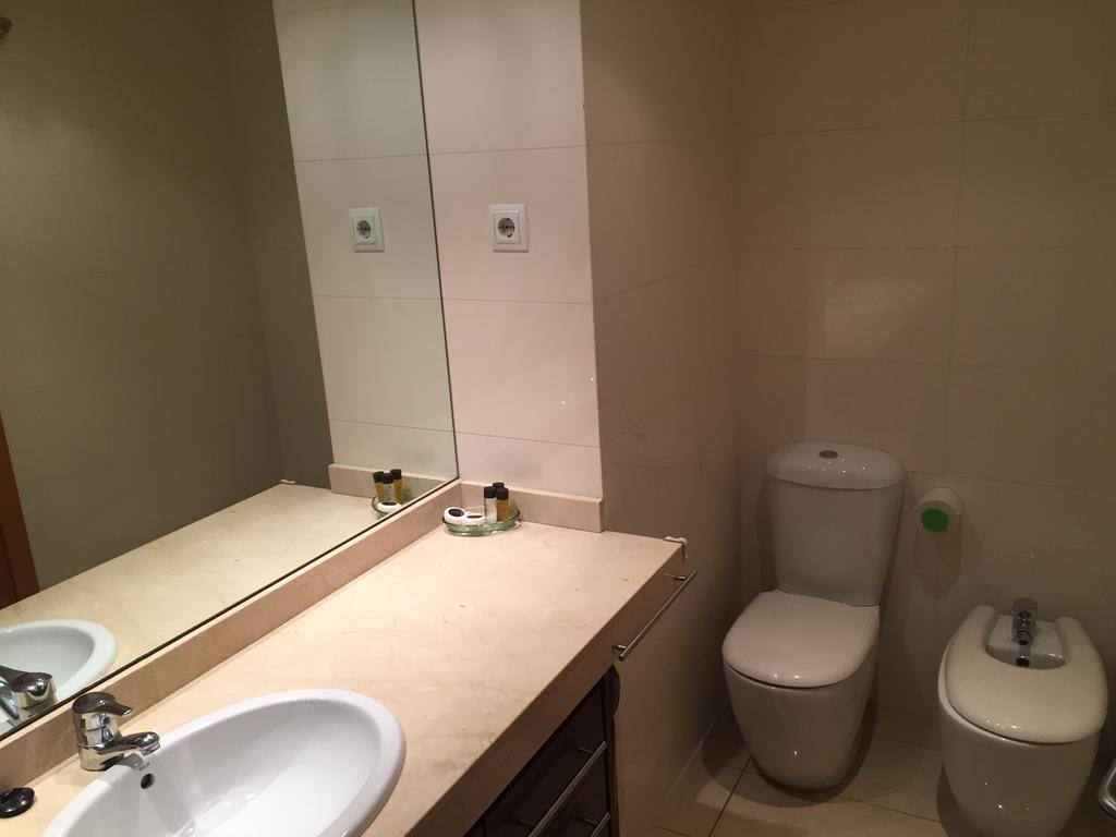 Apartamento Fira Barcelona L'Hospitalet de Llobregat Exteriör bild